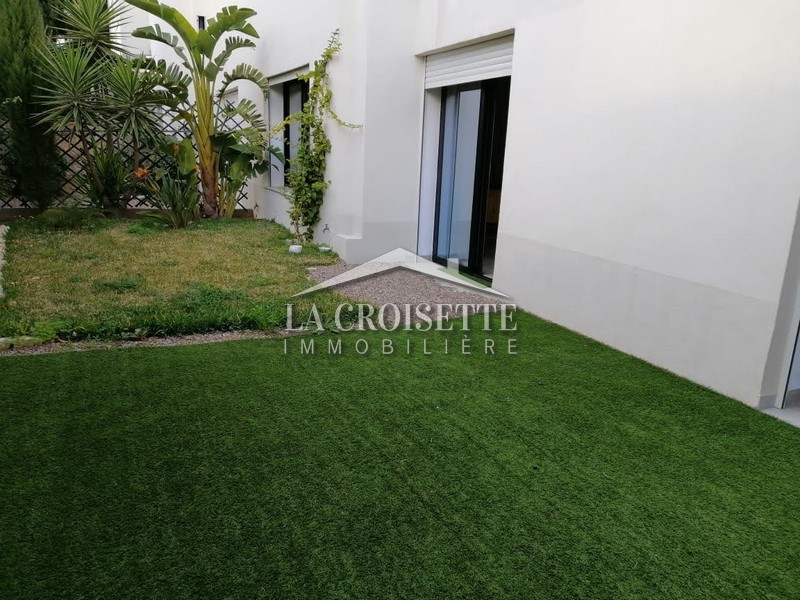 Duplex vide ou meublé S+4 avec jardin à La Marsa MDL0628