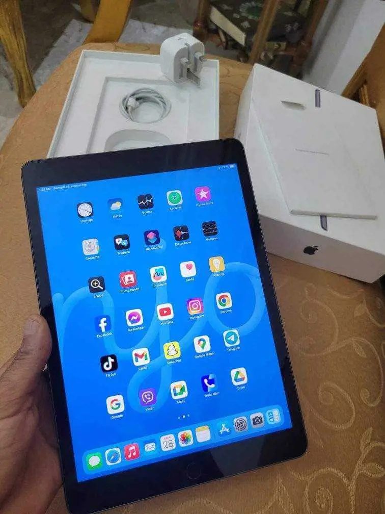 iPad-9eme-generation-64-Go-a-vendre-a-Mornaguia-prix-800-dinars-proxity.tn-annonces-tablettes-a-vendre-tunisie-2