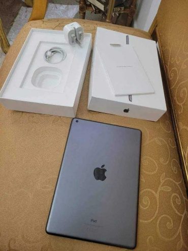 iPad-9eme-generation-64-Go-a-vendre-a-Mornaguia-prix-800-dinars-proxity.tn-annonces-tablettes-a-vendre-tunisie-3