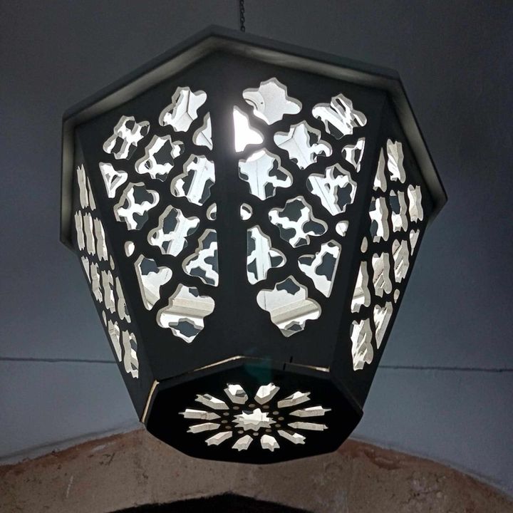 lustre-en-bois-neuf-a-vendre-a-Hergla-prix-80-dinars-proxity.tn-annonce-lustre-a-vendre-tunisie