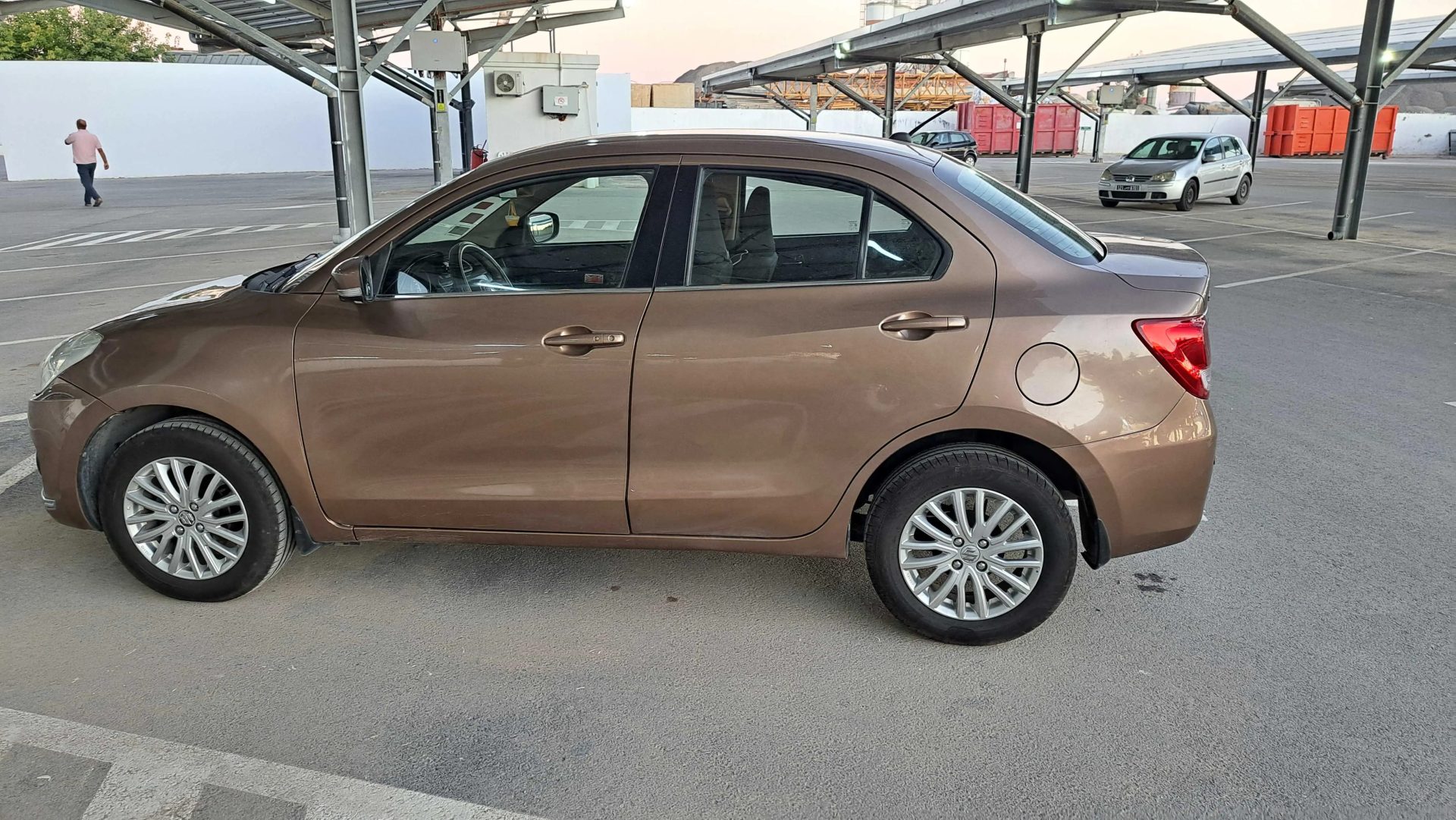 voiture-Suzuki-dzire-a-vendre-a-Manouba-prix-34000-dinars-proxity.tn-annonces-voitures-occasion-a-vendre-tunisie-3