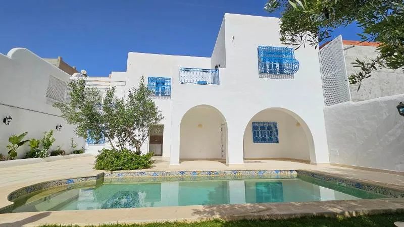 Agence-TPS-immobiliere-vente-villa-avec-piscine-a-Hammamet-ref-v2769-prix-800000-dinars-proxity.tn-annonces-tunisie-immobilier-villa-a-vendre