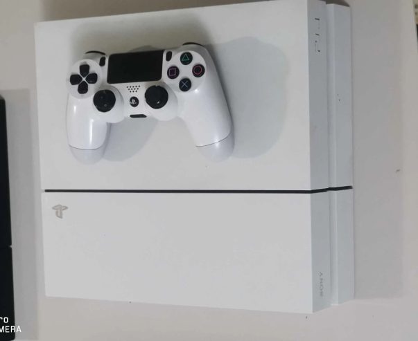 Console-PS4-Slim-500-Gb-blanche-a-vendre-a-Gabes-prix-550-dinars-proxity.tn-annonces-tunisie-console-de-jeux-a-vendre