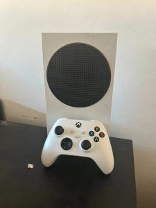 Xbox Series S – Cité El Ghazela – 750 DT