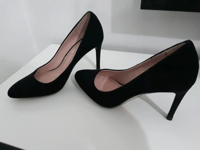 Escarpins-noir-Zara-pointure-36-a-vendre-a-Ariana-prix-60-dinars-proxity.tn-annonces-tunisie-chaussure-a-vendre