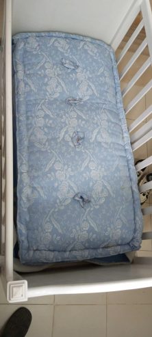 Lit-bebe-avec-matelas-a-vendre-a-Ras-Jebal-prix-250-dinars-proxity.tn-annonces-tunisie-equipements-bebe-a-vendre-3