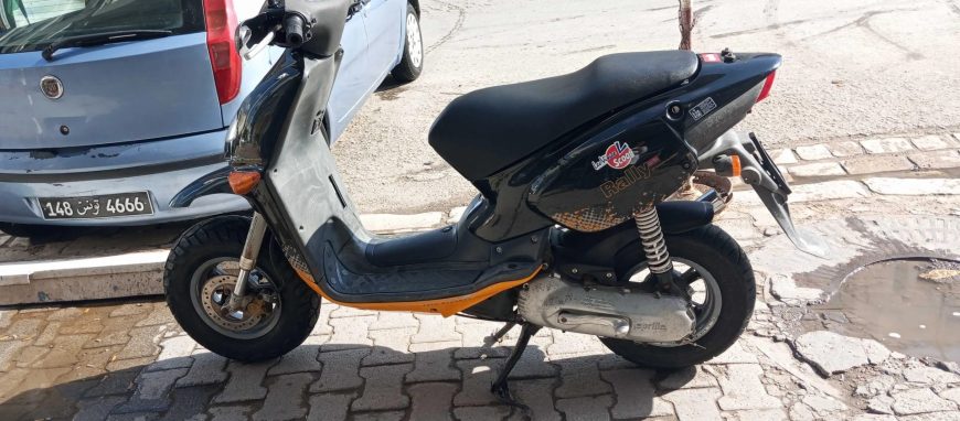 Moto-occasion-Aprilia-Rally-50cm3-a-vendre-a-La-Marsa-prix-3600-dinars-proxity.tn-annonces-tunisie-moto-occasion-a-vendre-2-1