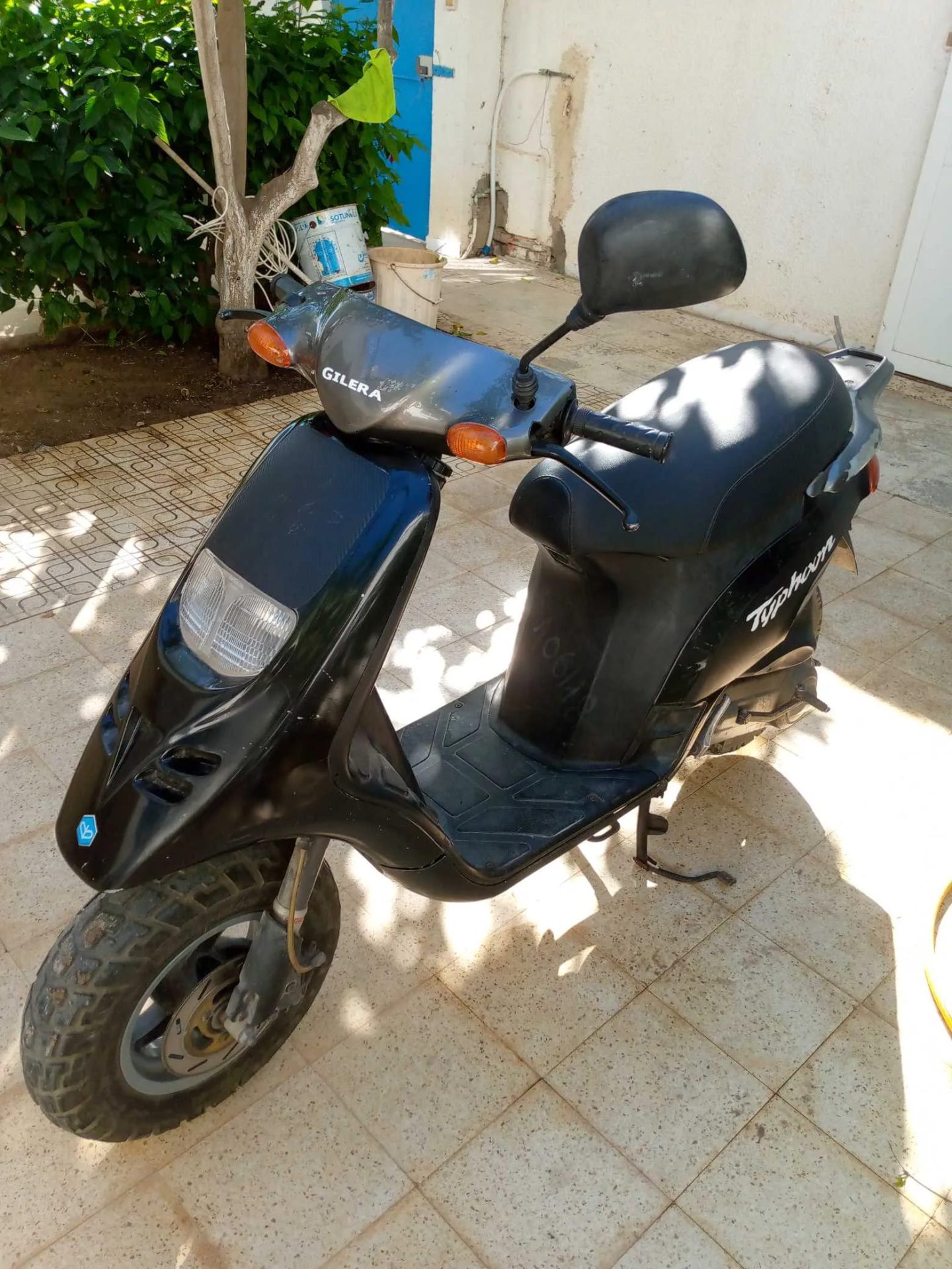 Scooter-Piaggio-Typhoon-50-2T-a-vendre-a-Nabeul-prix-1500-dinars-proxity.tn-annonces-tunisie-moto-occasion-a-vendre