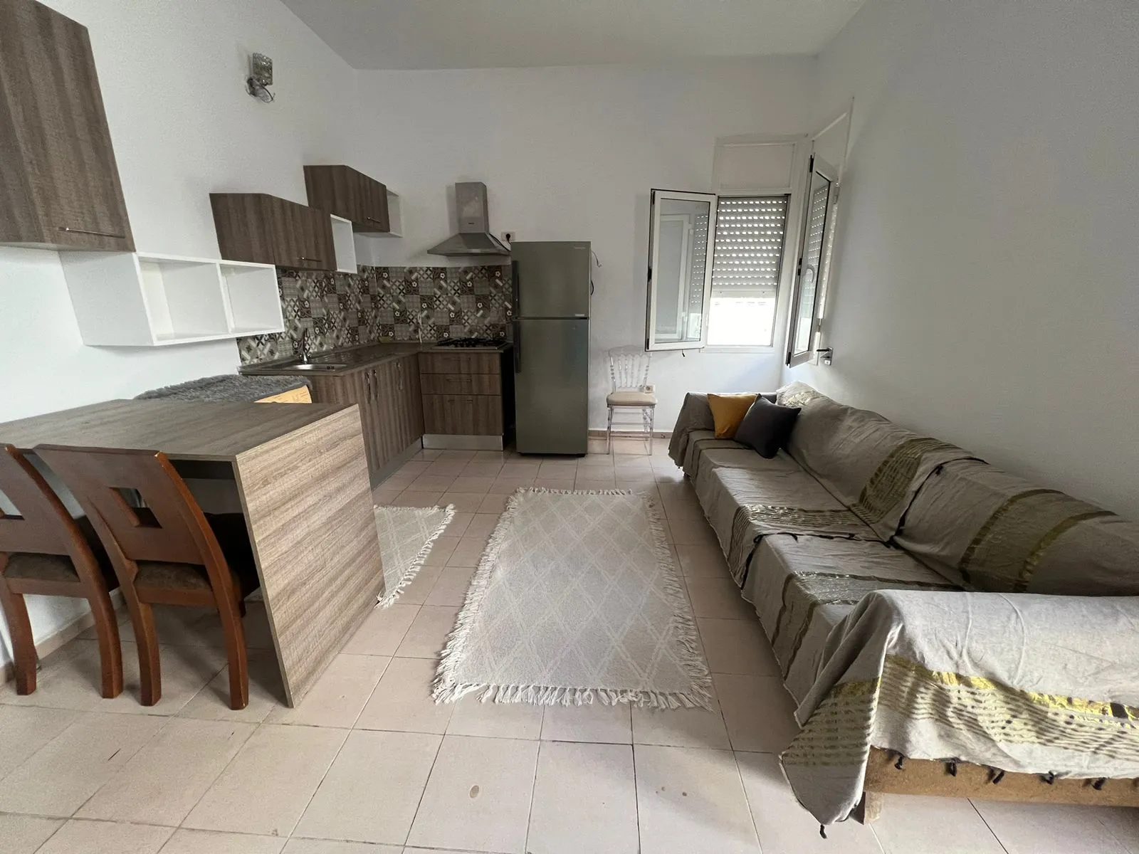 Studio-S1-meuble-a-louer-a-Riadh-El-Andalous-loyer-780-dinars-proxity.tn-annonces-tunisie-immobilier-appartement-a-louer-4