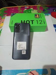 Infinix Hot 12i – 4Go/64Go – État neuf – Manouba – 260 DT