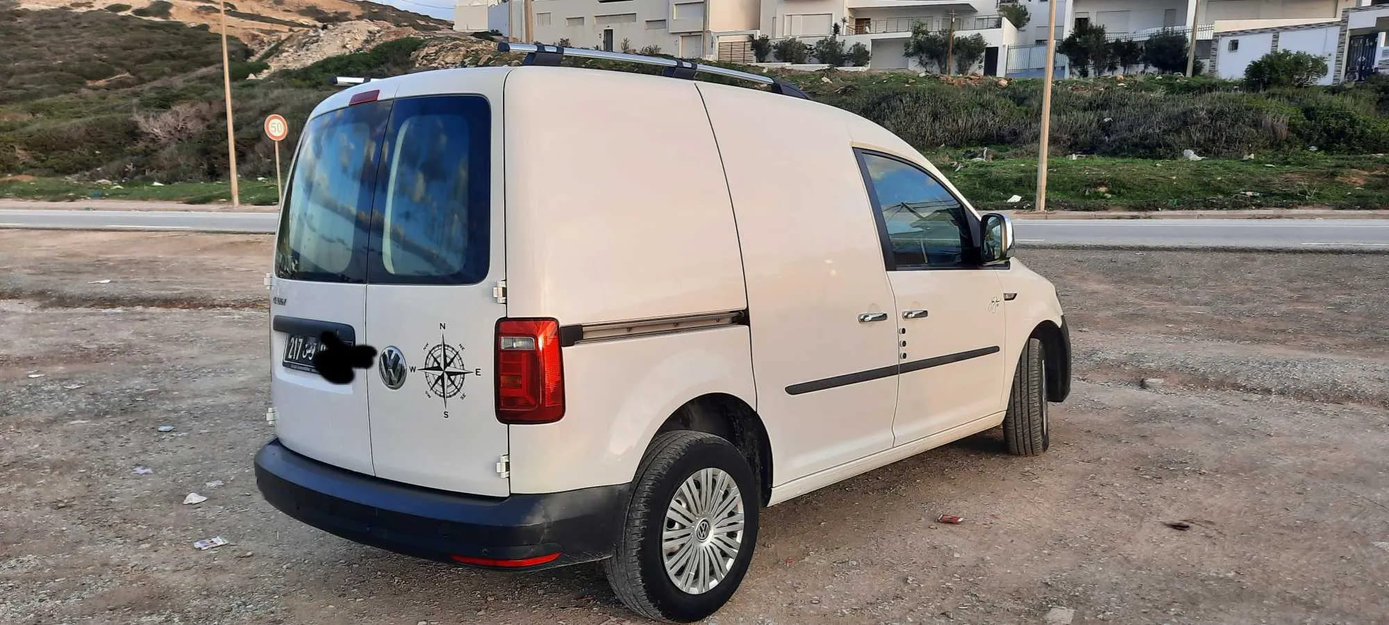 Utilitaire-Volkswagen-Caddy-a-vendre-a-Bizerte-prix-51900-dinars-proxity.tn-annonces-tunisie-utilitaire-occasion-a-vendre-8