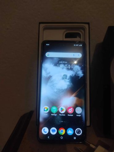 VIVO-V30-a-vendre-a-Bardo-prix-1150-dinars-proxity.tn-annonces-tunisie-telephone-occasion-a-vendre