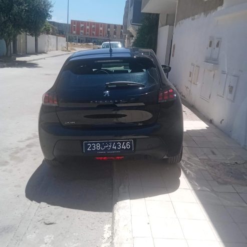 Voiture-Peugeot-208-a-vendre-a-El-Mourouj-prix-44000-dinars-proxity.tn-annonce-tunisie-voiture-occasion-a-vendre-1