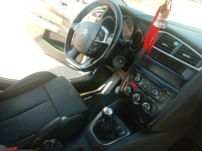 Voiture-occasion-Citroen-C4-a-vendre-Hammam-Chatt-prix-26500-dinars-proxity.tn-annonces-tunisie-voiture-occasion-a-vendre-9