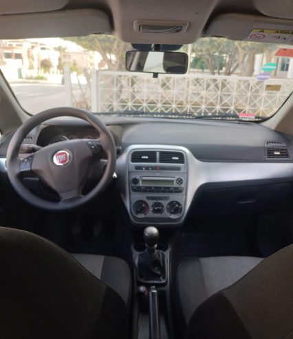 Voiture-occasion-Fiat-Punto-2024-a-vendre-a-Bizerte-prix-23800-dinars-proxity.tn-annonces-tunisie-voitures-occasions-a-vendre-2