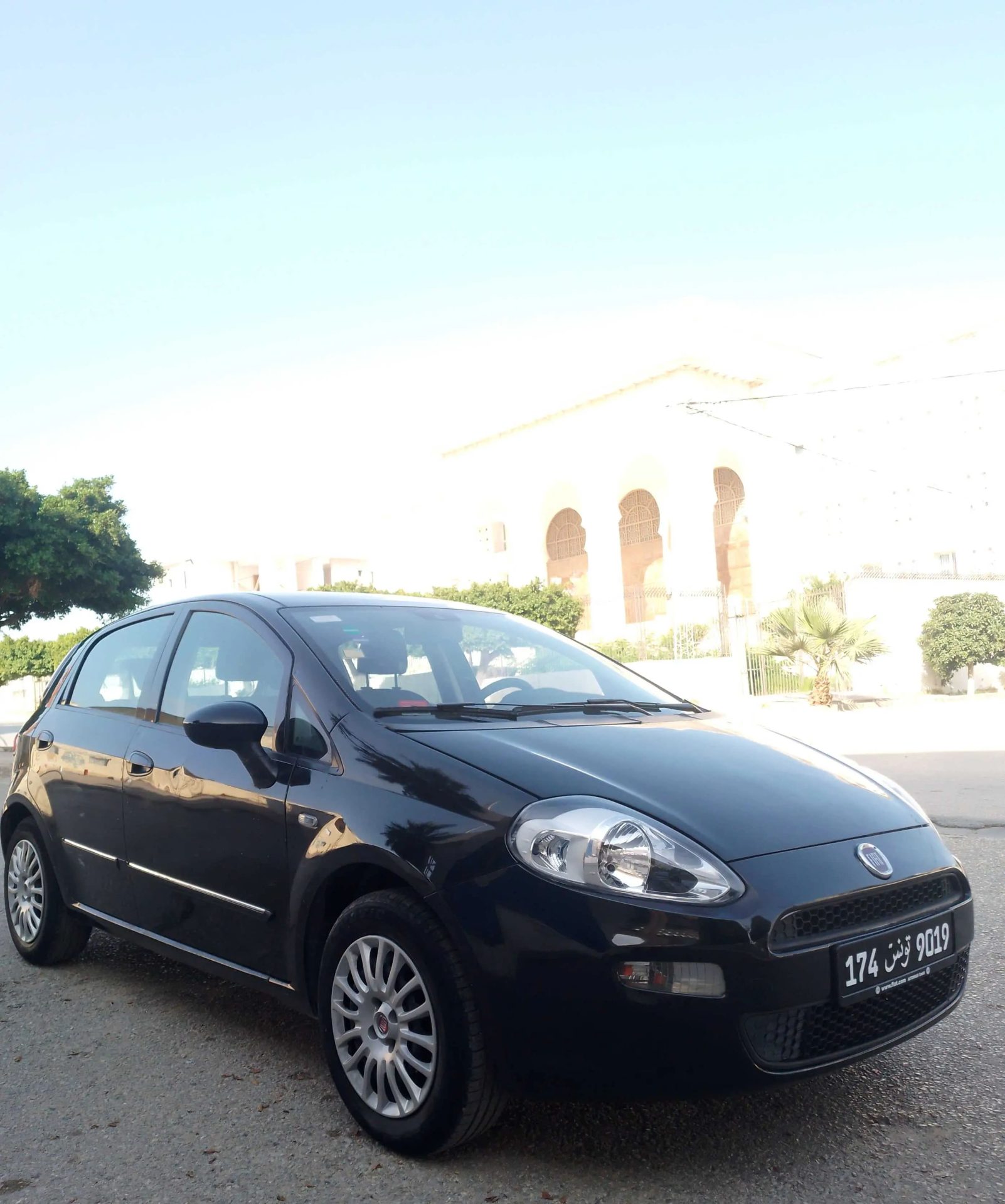 Voiture-occasion-Fiat-Punto-2024-a-vendre-a-Bizerte-prix-23800-dinars-proxity.tn-annonces-tunisie-voitures-occasions-a-vendre-7