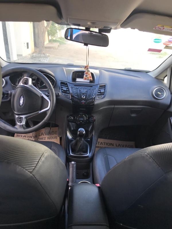 Voiture-occasion-Ford-FIESTA-2017-a-vendre-a-Nabeul-prix-40000-dinars-proxity.tn-annonces-tunisie-voiture-occasion-a-vendre