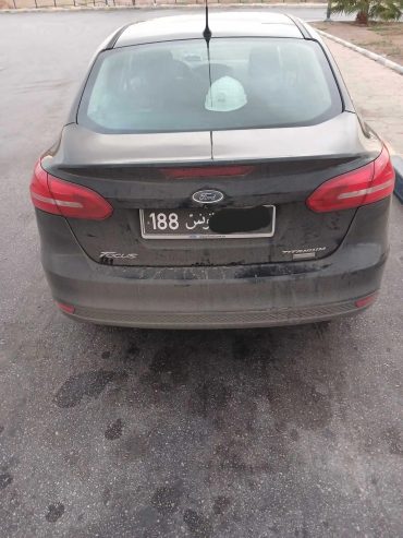 Voiture-occasion-Ford-Focus-2016-a-vendre-a-Tunis-prix-41000-dinars-proxity.tn-annonces-tunisie-voiture-occasion-a-vendre-1