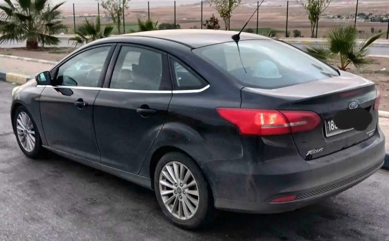 Voiture-occasion-Ford-Focus-2016-a-vendre-a-Tunis-prix-41000-dinars-proxity.tn-annonces-tunisie-voiture-occasion-a-vendre-2