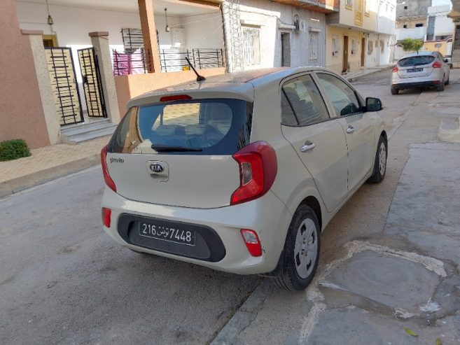 Voiture-occasion-Kia-Picanto-a-vendre-a-Nabeul-Prix-37500-dinars-proxity.tn-annonces-tunisie-voitures-occasions-a-vendre-2