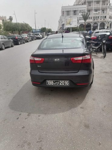 Voiture-occasion-Kia-Rio-2017-a-vendre-a-Sfax-prix-35500-dinars-proxity.tn-annonces-tunisie-voitures-occasion-a-vendre