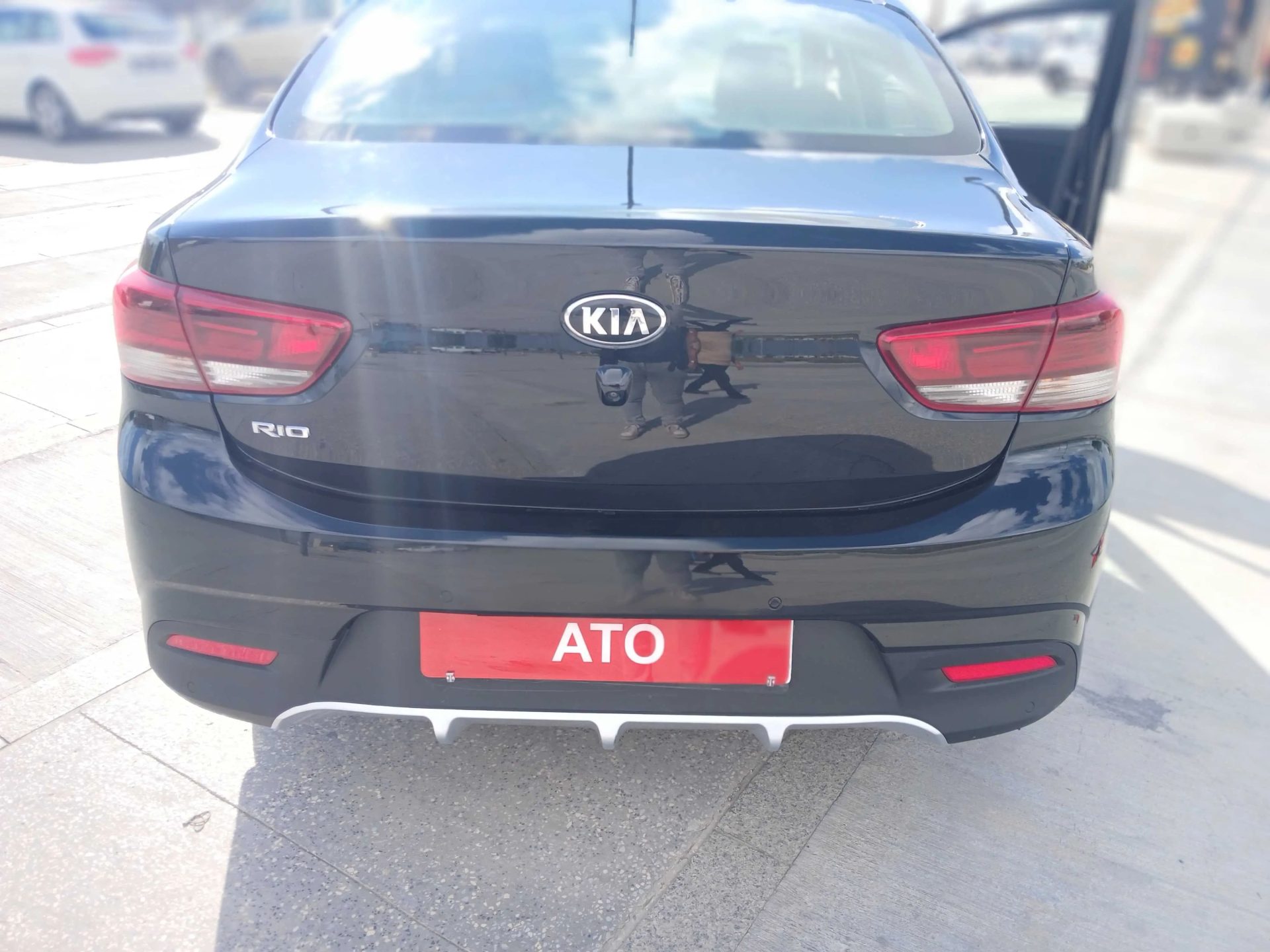 Voiture-occasion-Kia-Rio-Sedan-a-vendre-au-Centre-Urbain-Nord-Prix-52000-dinars-proxity.tn-annonces-tunisie-voitures-occasion-a-vendre-5