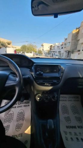 Voiture-occasion-Peugeot-208-a-vendre-a-Bardo-prix-25500-dinars-proxity.tn-annonces-tunisie-voiture-occasion-a-vendre-2