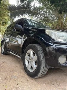 Toyota RAV4 D4-D 2.0 (2007) – 4×4 – El Mourouj – 31000 DT