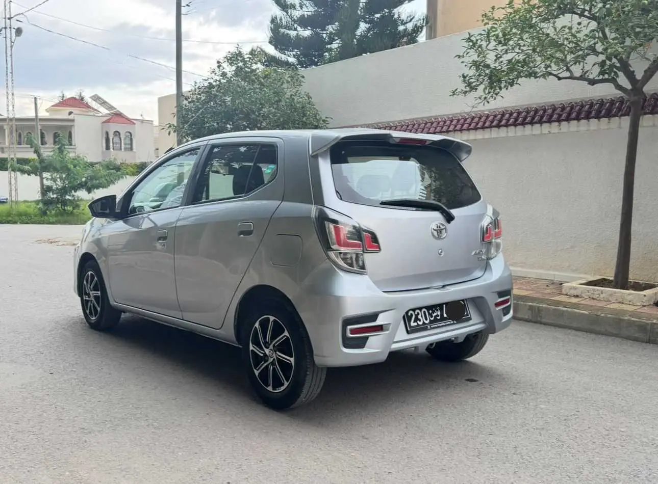 Voiture-occasion-Toyota-agya-2022-a-vendre-a-Sahloul-prix-39000-dinars-proxity.tn-annonces-tunisie-voitures-occasion-a-vendre-3