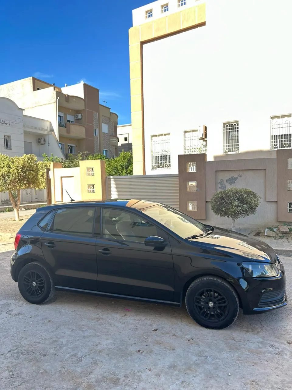 Voiture-occasion-Volkswagen-Polo-7-2017-a-vendre-a-Bardo-prix-35500-dinars-proxity.tn-annonces-tunisie-voitures-occasion-a-vendre-4