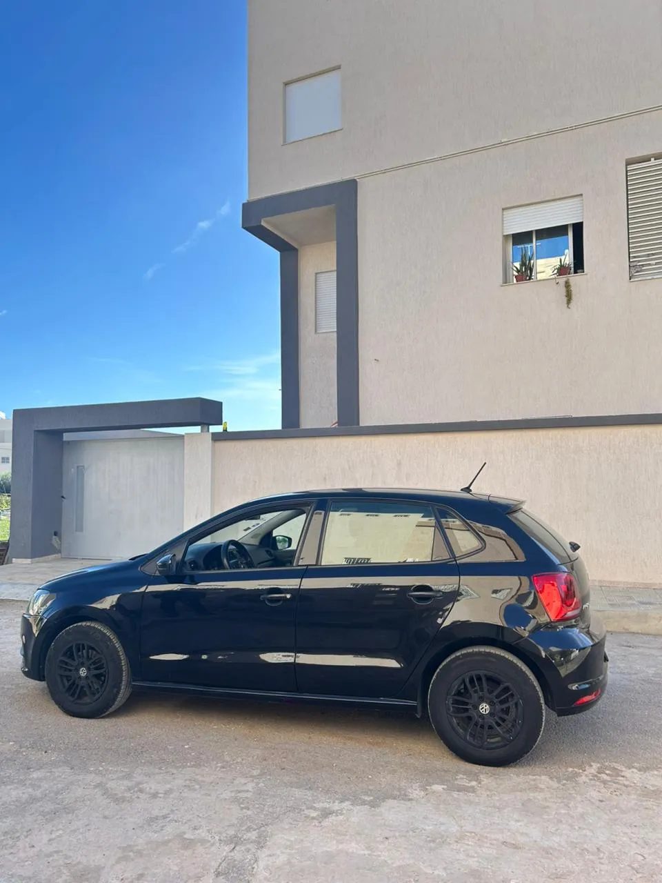 Voiture-occasion-Volkswagen-Polo-7-2017-a-vendre-a-Bardo-prix-35500-dinars-proxity.tn-annonces-tunisie-voitures-occasion-a-vendre-5