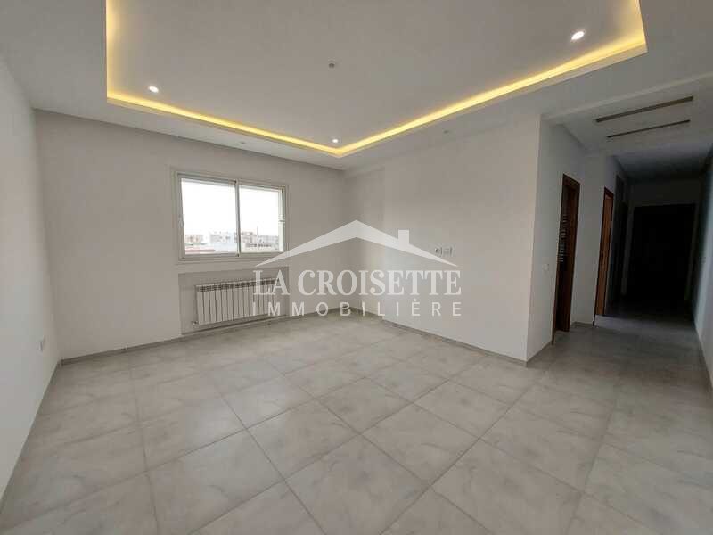 Appartement S+2 à La Soukra MAL1273