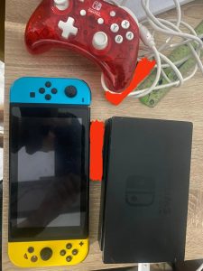 Nintendo Switch occasion Tunis – Comme neuf – Garantie – 900 DT