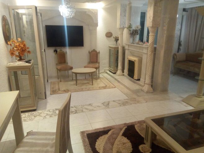 Agence-Anas-Immobilier-appartement-luxe-meuble-S3-La-Marsa-Loyer-2500-DT-6