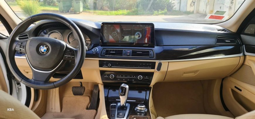 BMW-520i-2013-Essence-29-000-Km-Premiere-Main-180-000-DT