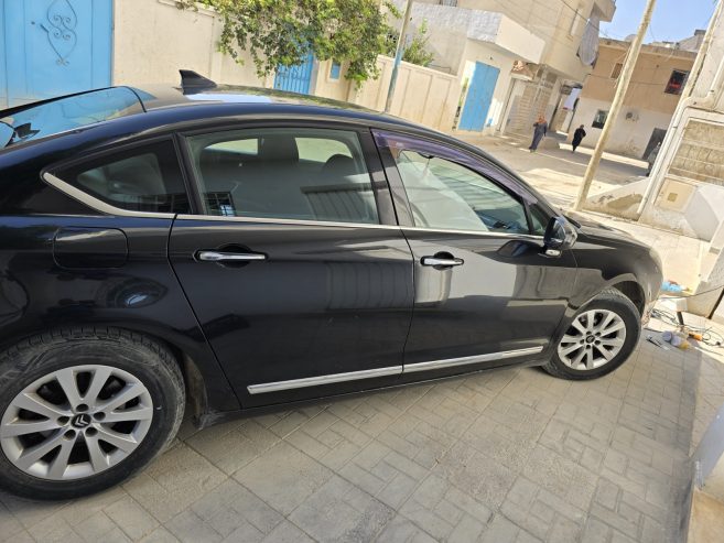 Citroen-C5-diesel-ehdi-A-vendre-La-Marsa-39500-DT-1