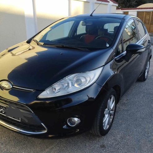 Ford Fiesta Titanium 2012 – 215 000 km – Cité Ettahrir – 26000 DT