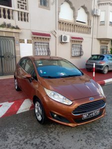 Ford Fiesta Titanium 2017 Essence – 5 CV – 142 000 km – Ben Arous – 32 000 DT