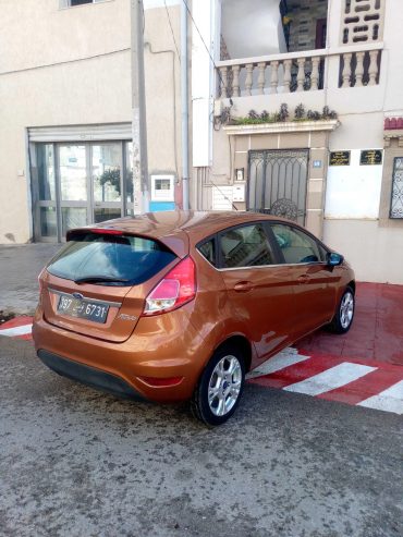 Ford-Fiesta-Titanium-2017-Occasion-Bien-Entretenue-Ben-Arous-32-000-DT-3