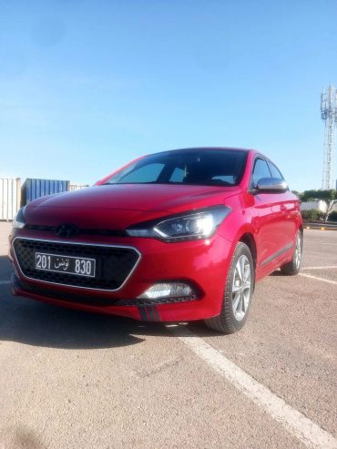 Hyundai-i20-2017-1.2L-Essence-Toutes-options-Etat-neuf-Carthage-6