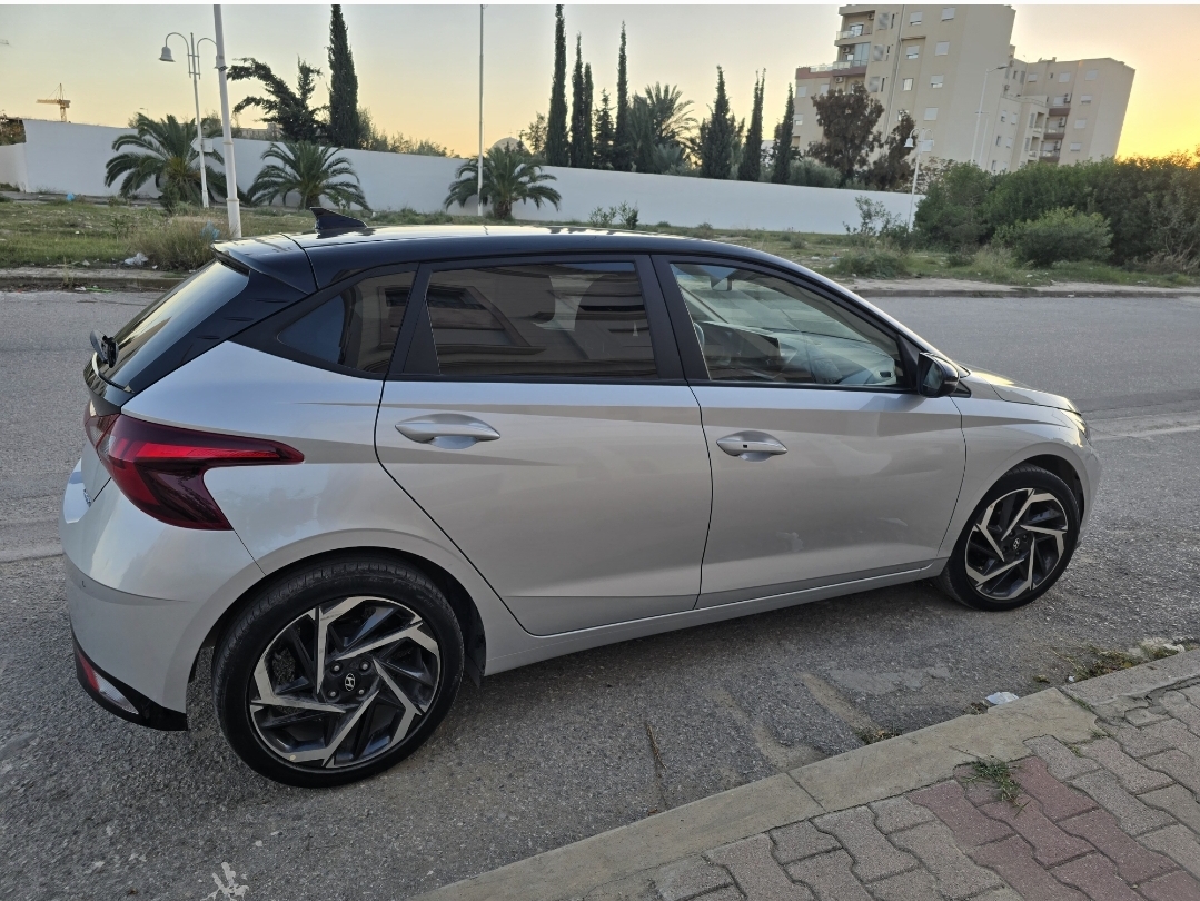 Hyundai-i20-High-Grade-2022-A-vendre-Ain-Zaghouan-64500-DT-2