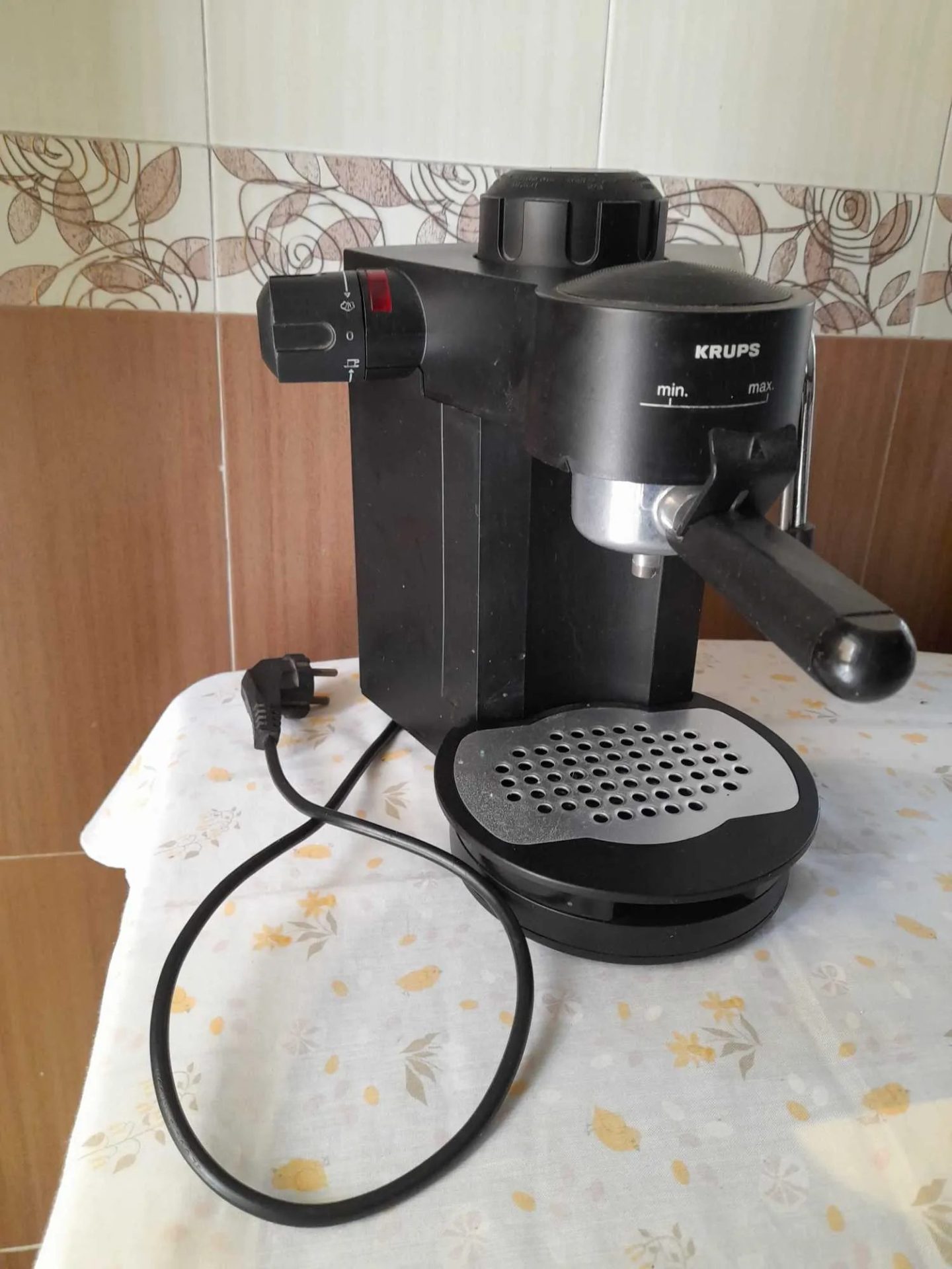 Machine-a-cafe-KRUPS-A-vendre-El-Aouina-150-DT