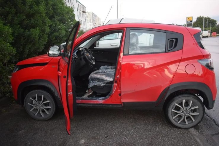 Mahindra-KUV-100-K8-voiture-neuve-La-Soukra-42500-DT-2