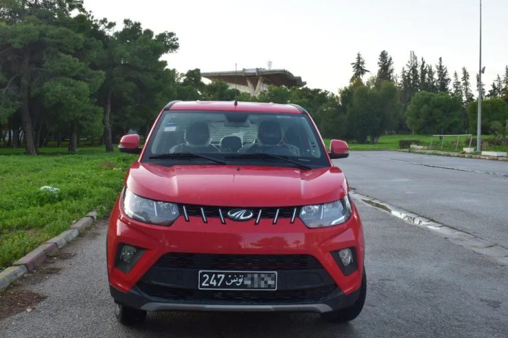 Mahindra-KUV-100-K8-voiture-neuve-La-Soukra-42500-DT-9