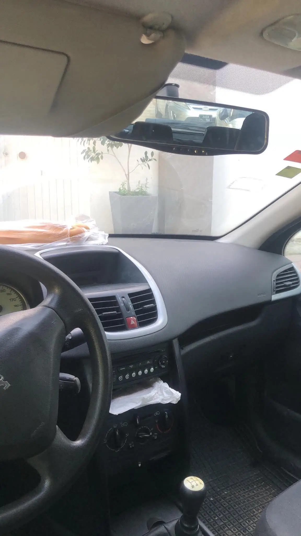 Peugeot-207-2008-A-vendre-El-Aouina-23500-DT-2