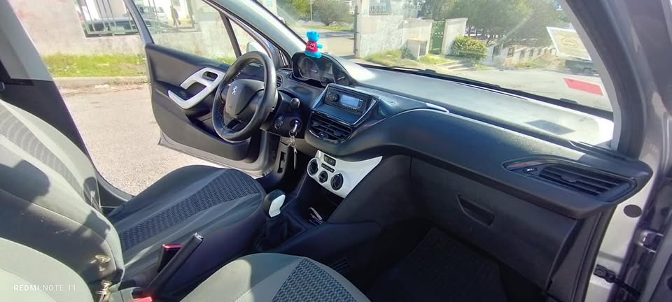 Peugeot-208-2020-87700-Km-El-Mourouj-32800-dinars-proxity.tn-annonces-tunisie-voiture-occasion-a-vendre-4