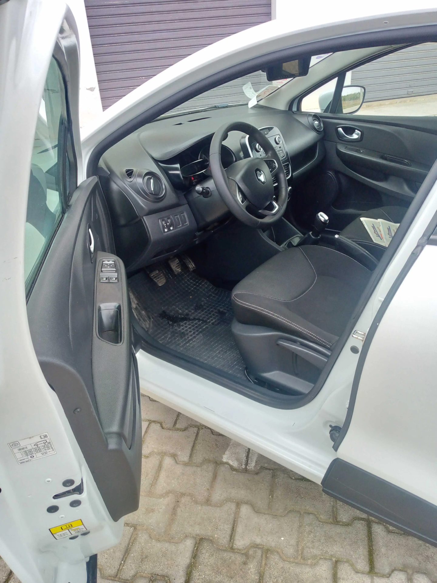 Renault-Clio-2018-A-vendre-Ben-Arous-39000-DT-4