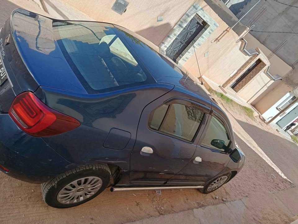 Renault-Symbol-A-vendre-Gafsa-37500-DT