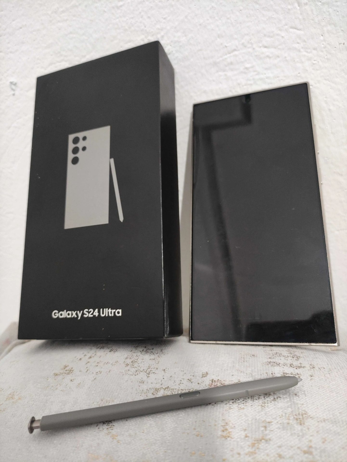 Samsung-Galaxy-S24-ultra-256-Go-Stockage-et-12-Go-Ram-Neuf-Kairouan-2900-DT-Proxity.tn-annonces-tunisie-smartphone-a-vendre-2