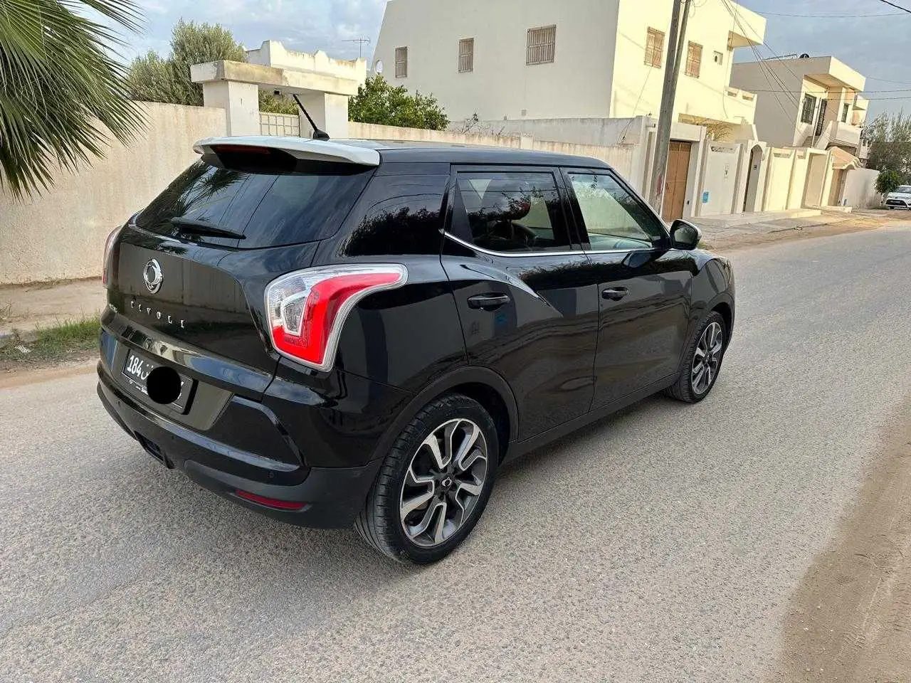 Ssangyong-Tivoli-2015-188000-Km-Sfax-45000-dinars-proxity.tn-annonces-tunisie-voiture-occasion-a-vendre-2